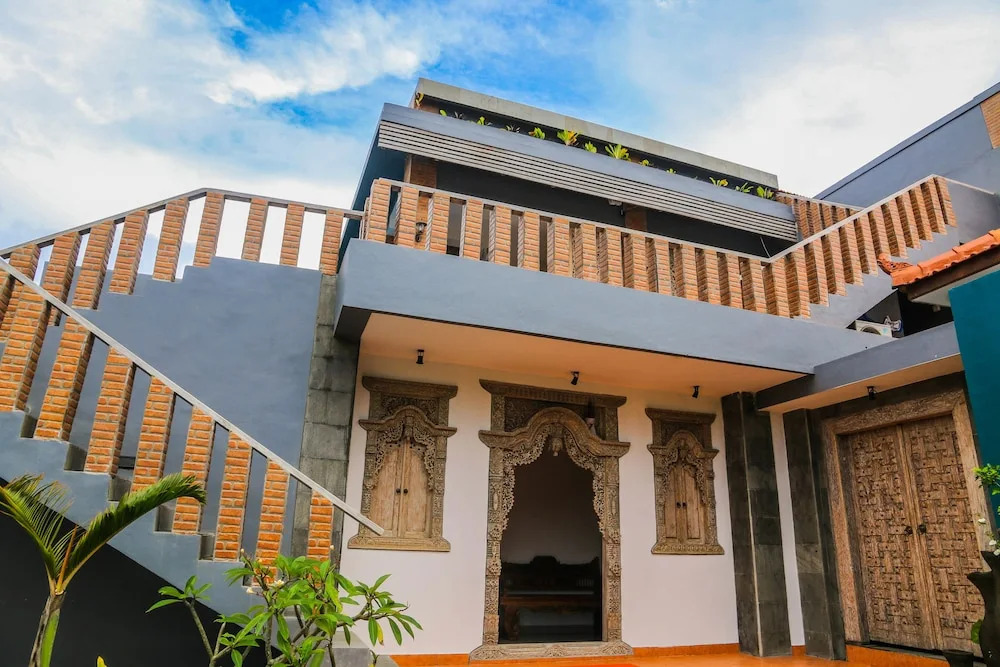 Clover House Bali