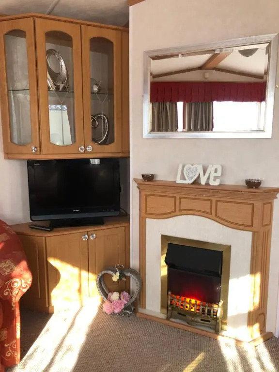 Lovely 3 bedroom 8 berth caravan in Rhyl