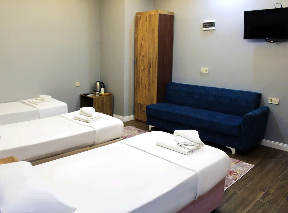 Big Life Hotel