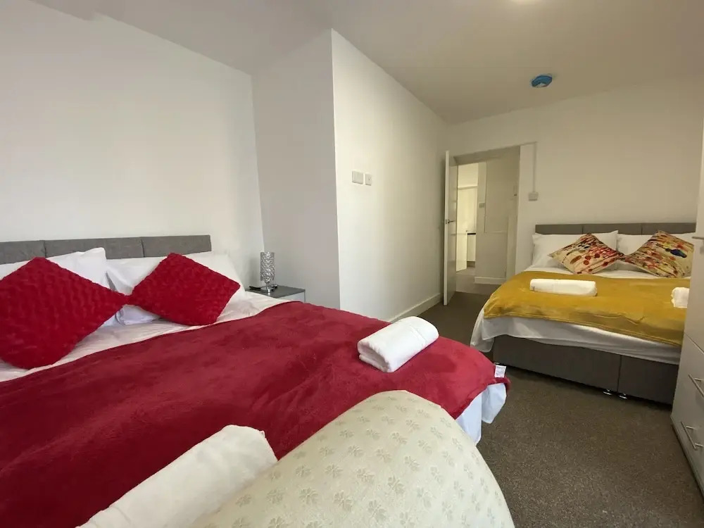 Octagon Apartment 2