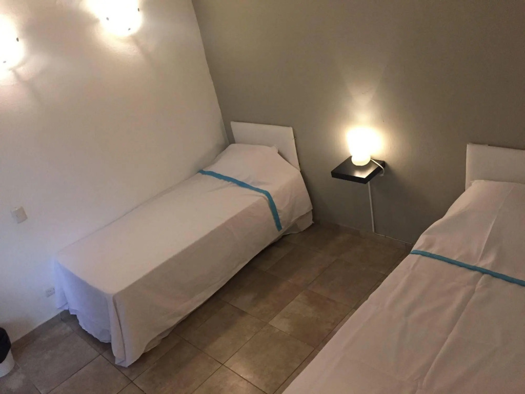 Island Life Hostel