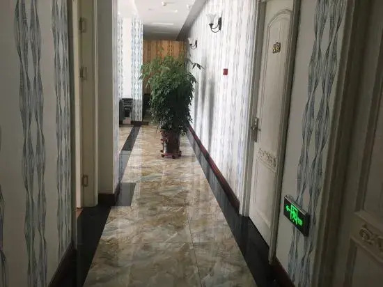 The Wah Ting Chang Chun Hotel