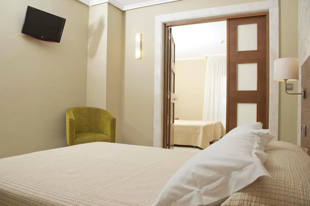 Hotel Piramide