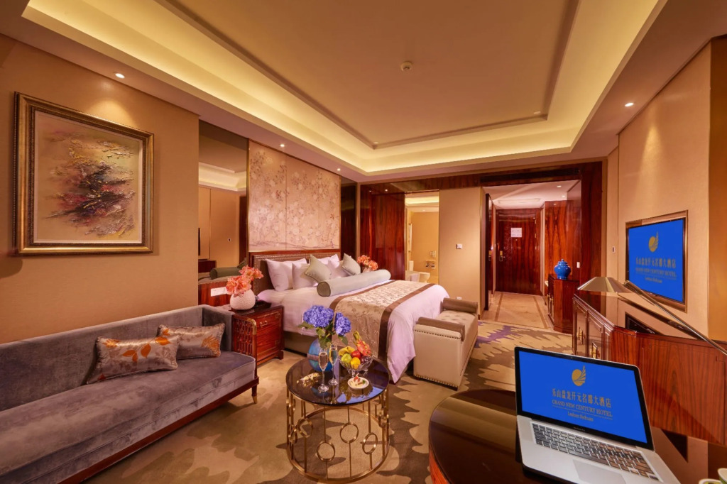 Hualuxe Leshan, an IHG Hotel