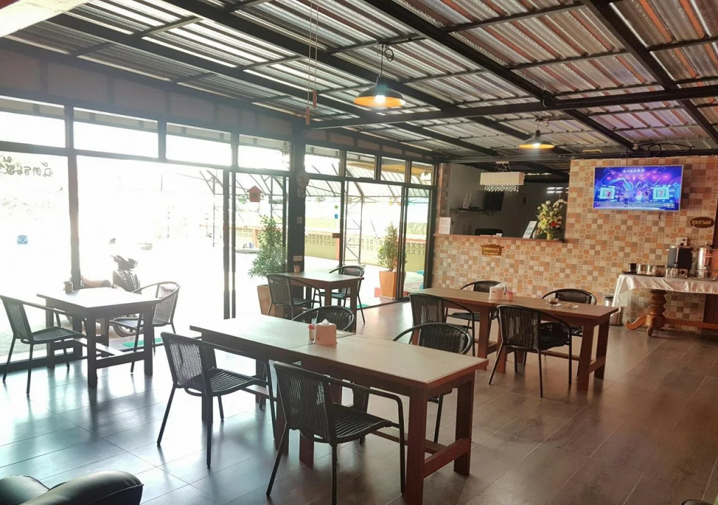 Chat House Chiang Rai
