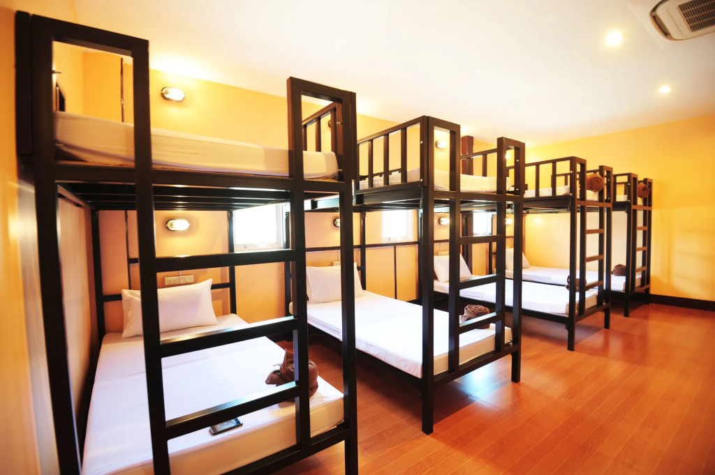 Twin Palms Hostel Phi Phi