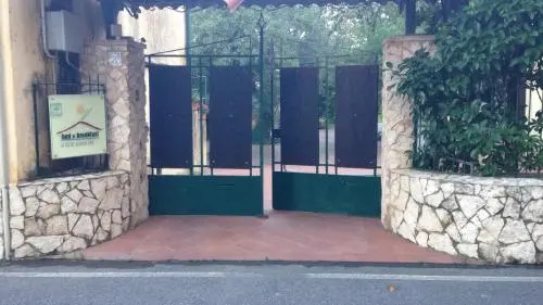 A Due Passi Da