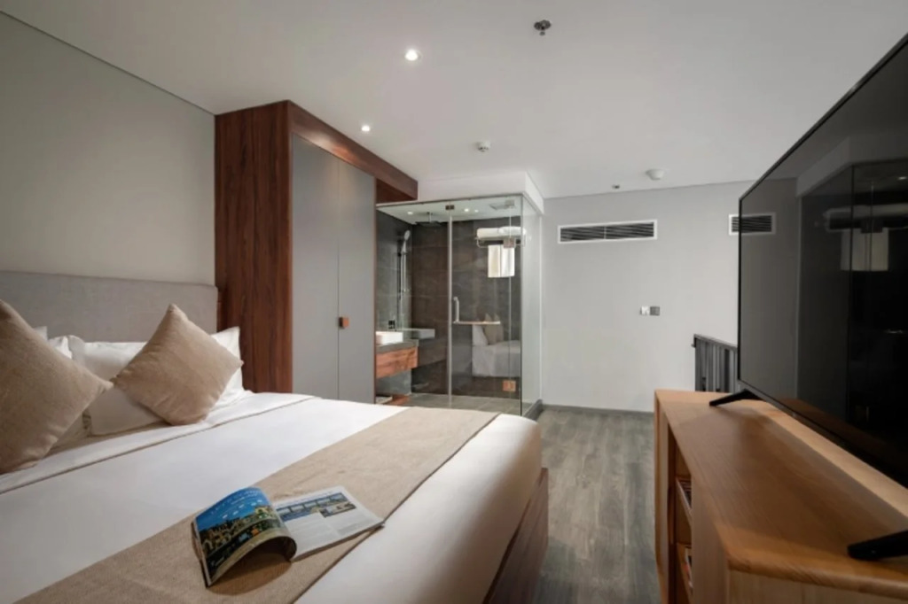 Luxury Pentstudio Westlake - Tay Ho, Ha Noi