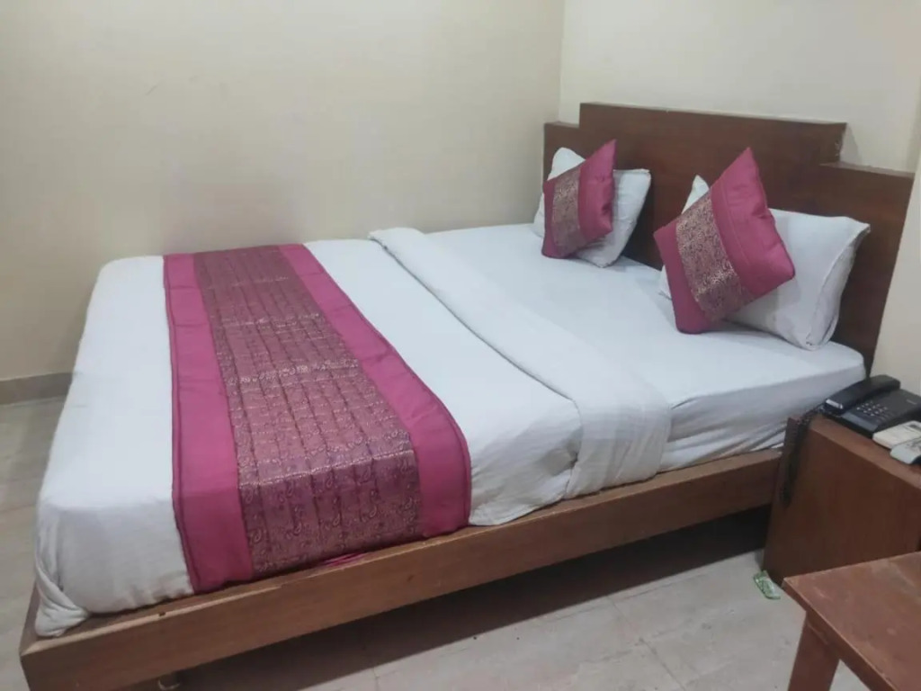 Hotel Royal Residency Dx