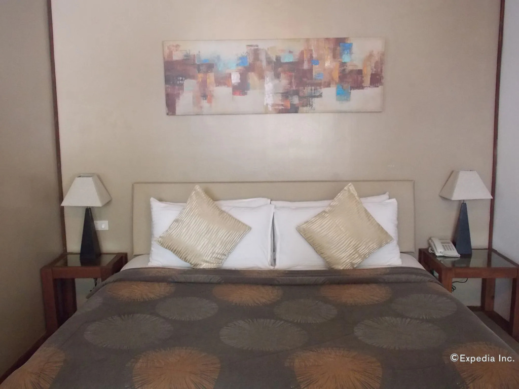 Urban Sands Iloilo Hotel