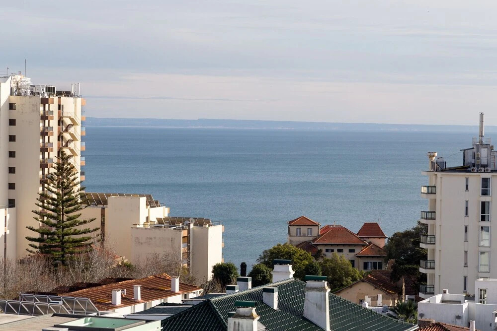 ALTIDO Exquisite 2-BR Apartment in Monte Estoril