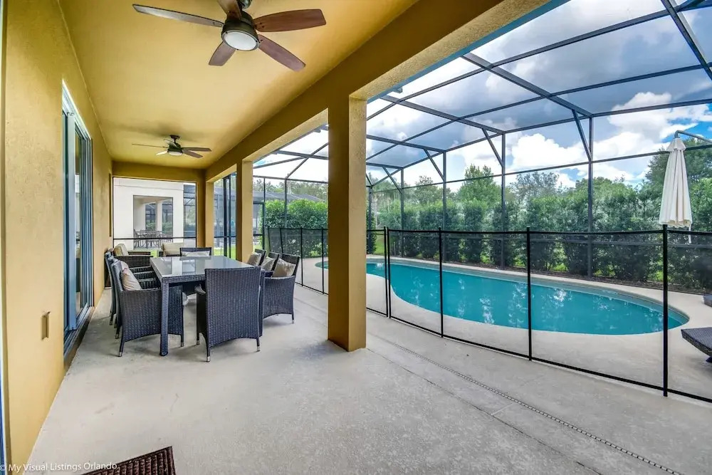 Luxury 6 Bdrm 5.5 Bath Rental Villa