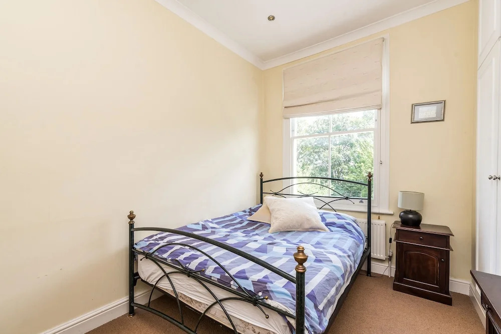 NEW Super 2BD Flat Well Connected to City Centre