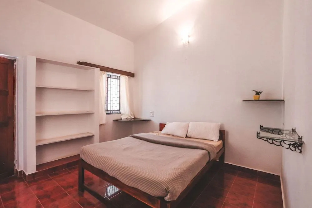 Piggy Hostel Vagator