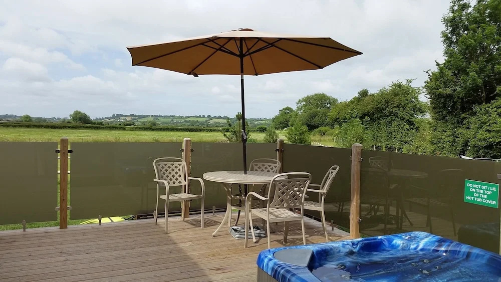Tor Farm Lodge