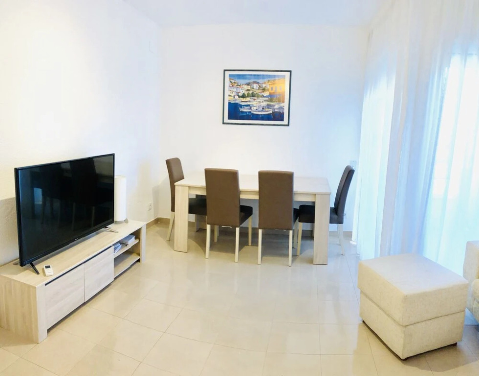 Piso Ideal Para Familias, Al Lado Del Mar