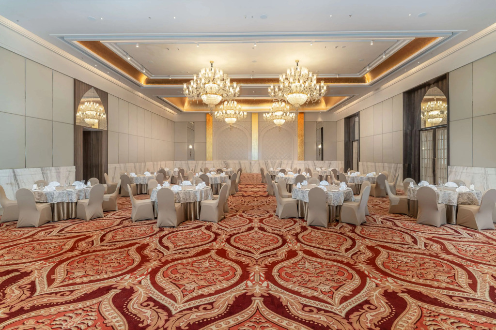 Radisson Collection Hotel & Spa, Riverfront Srinagar