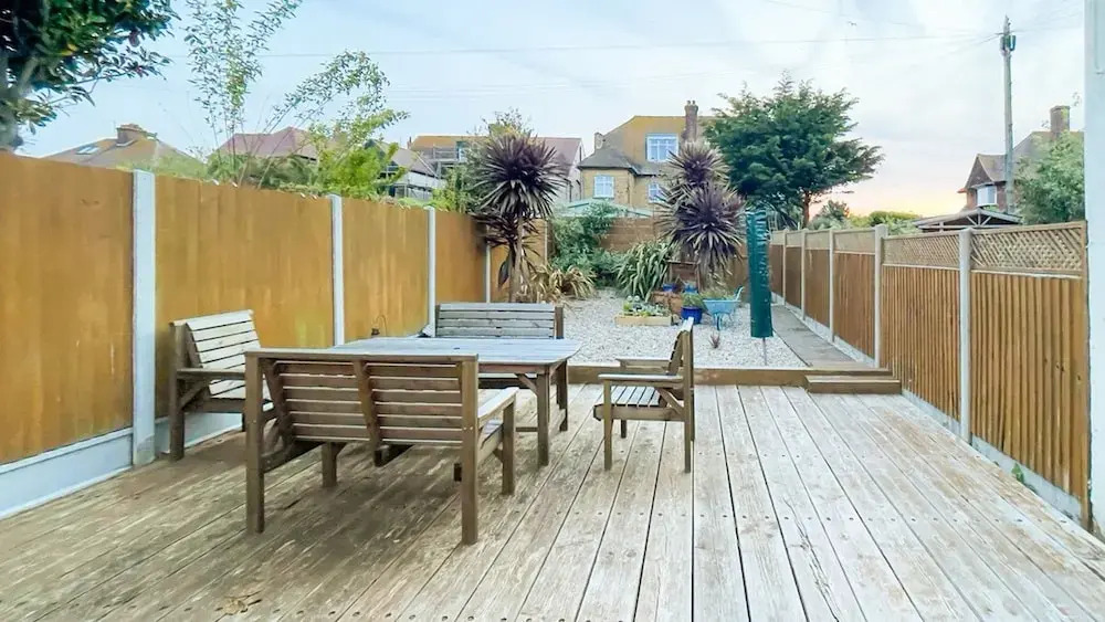 Stylish Margate Coastal Home Parking By Adliv