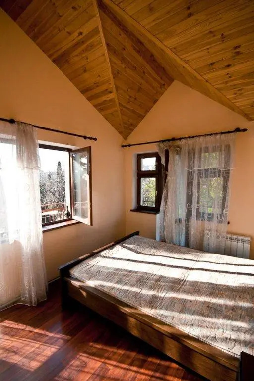 Sobaka Hostel in Yalta
