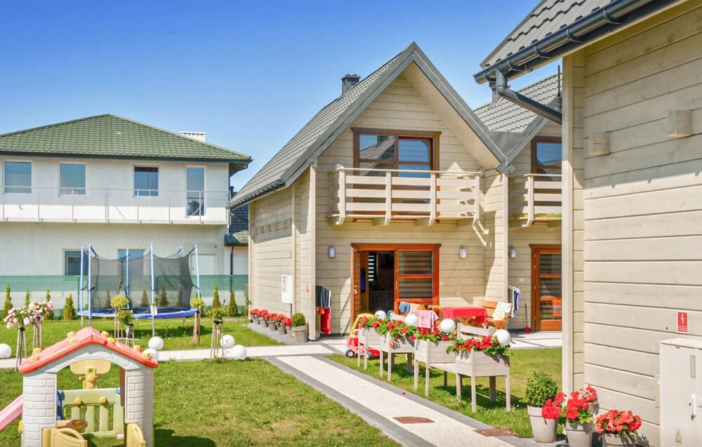 Stunning Home in Grzybowo With Wifi and 2 Bedrooms