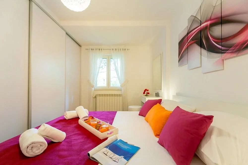 Leona & Bornas Central Lapad Suites
