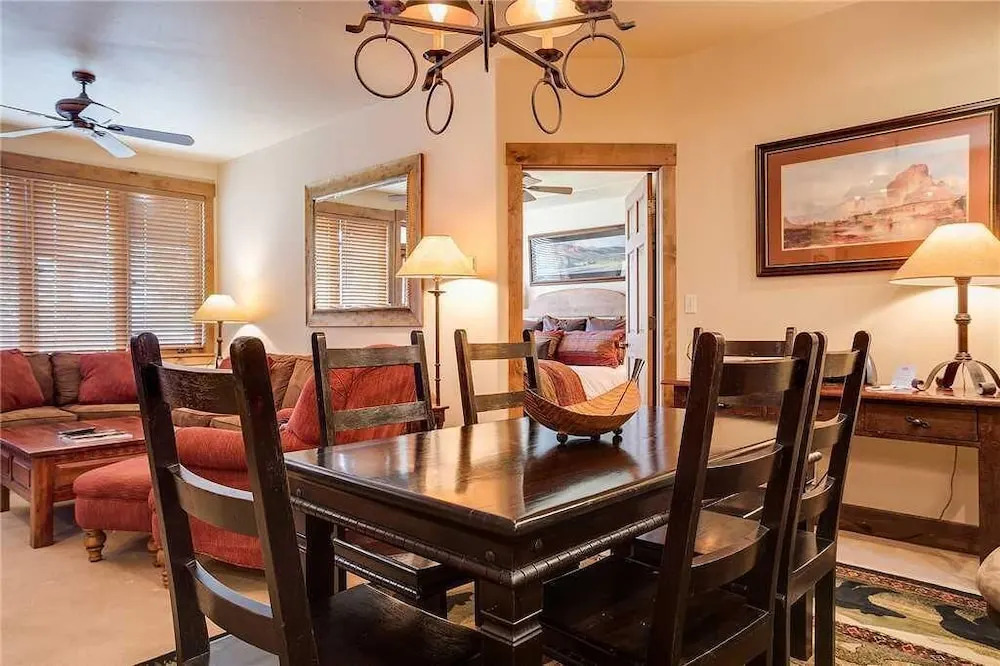 Tl2202 Beautiful Mountain Home Winter Specials!