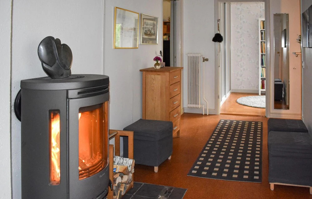 4 Bedroom Gorgeous Home In Motala