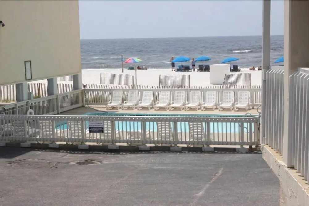 Harbor House Unit 11B