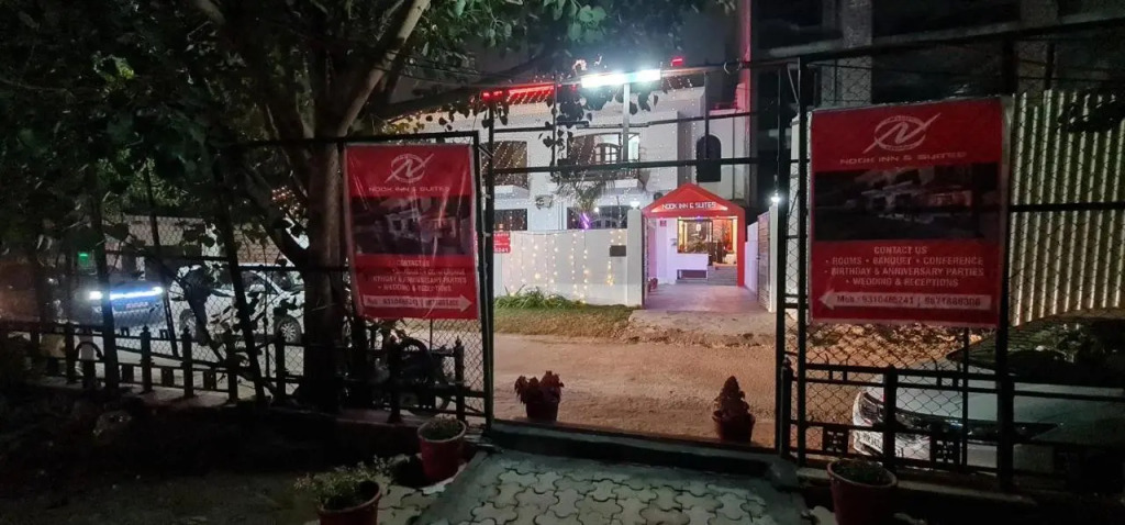 Nook Inn & Suites - 2 Min Walk From MG ROAD METRO