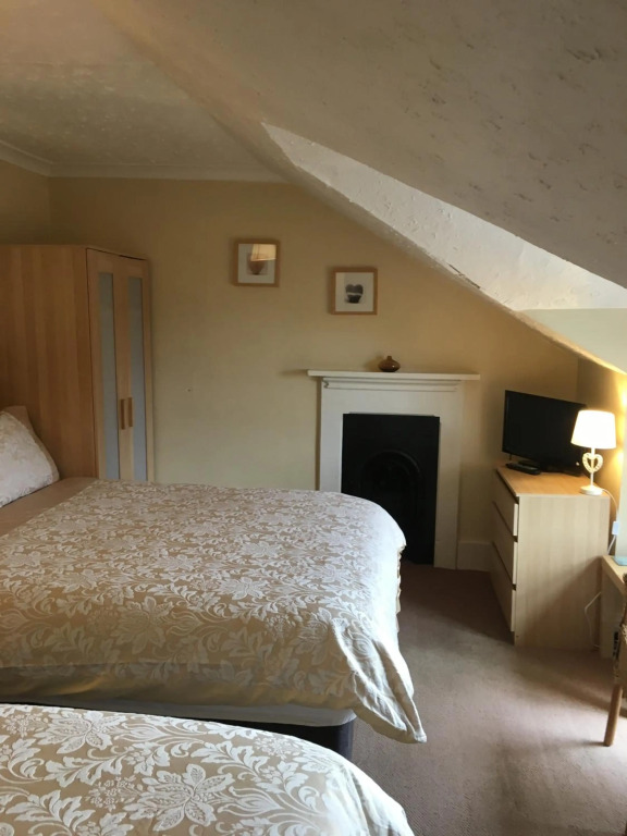 The Townhouse B and B free continental breakfast included