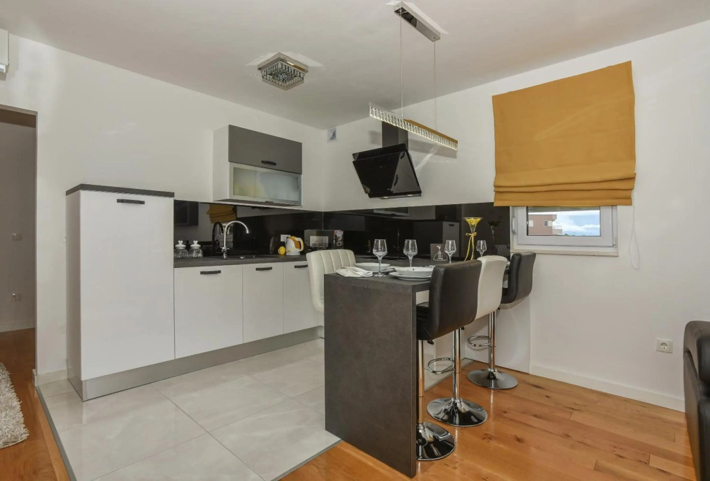 Apartment Đaninovica I