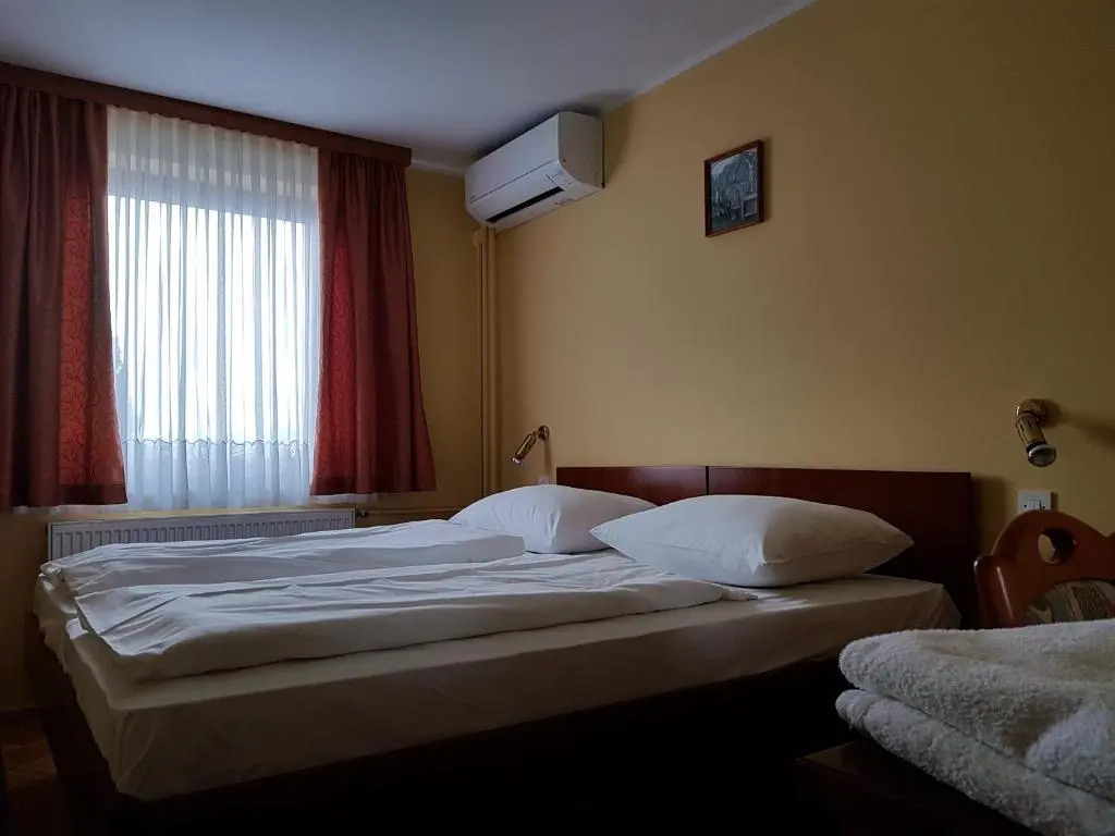 Hotel Roškar
