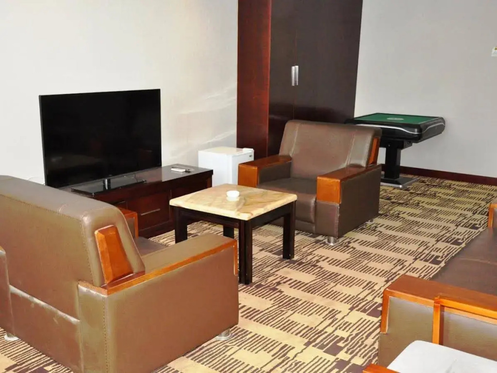 Super 8 Capital Airport Houshayu Metro Station Branch