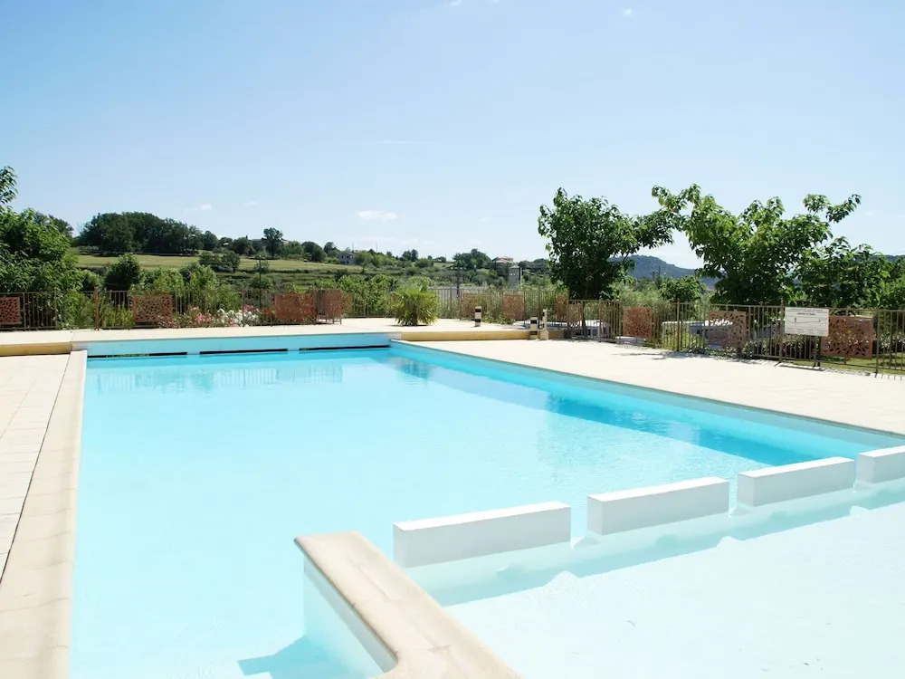 Holiday Home in Les Assions Near Bois de Paiolive