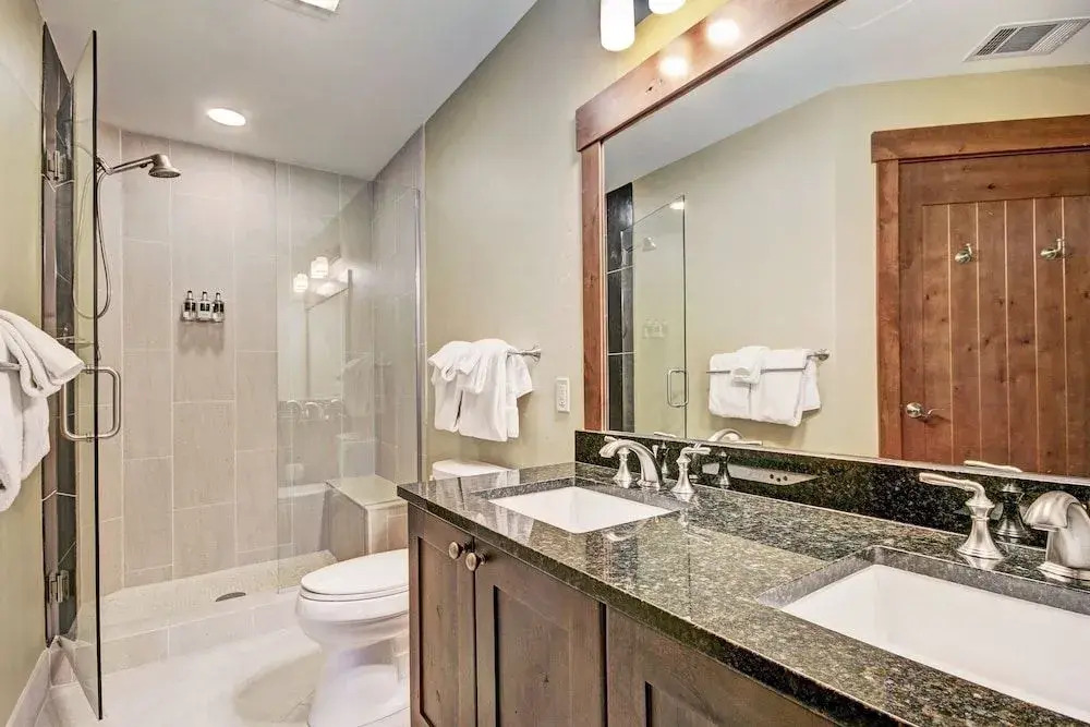 One Ski Hill Place S8325
