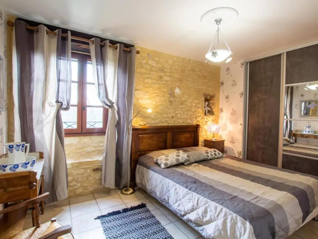 Maison familiale de caractère à Limeuil avec WiFi - FR-1-616-176