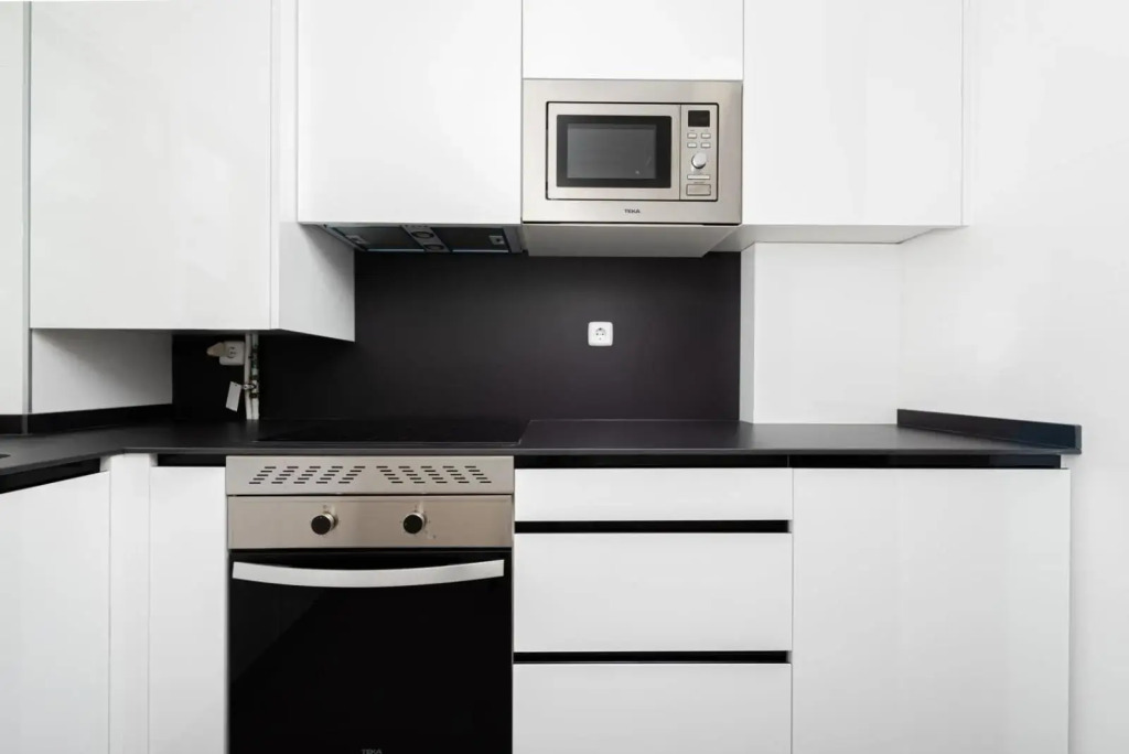 Los Robles Stylish & Modern Apartmenst in Madrid