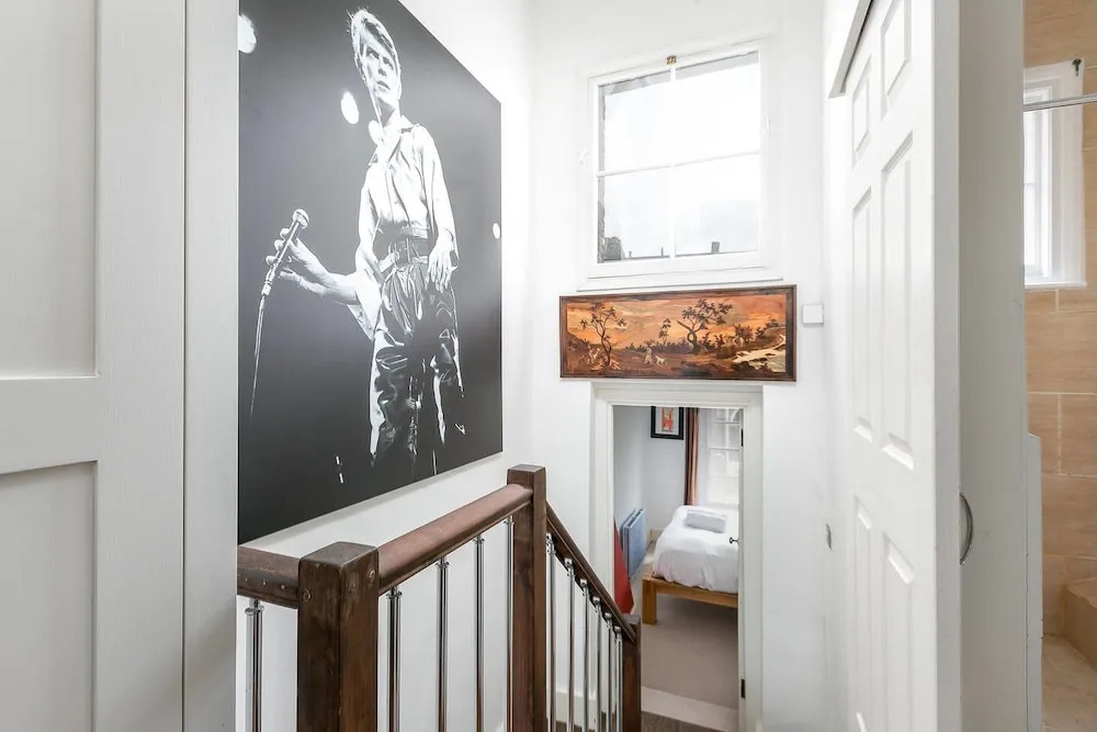 Designer 1 bed in Heart of West Kensington