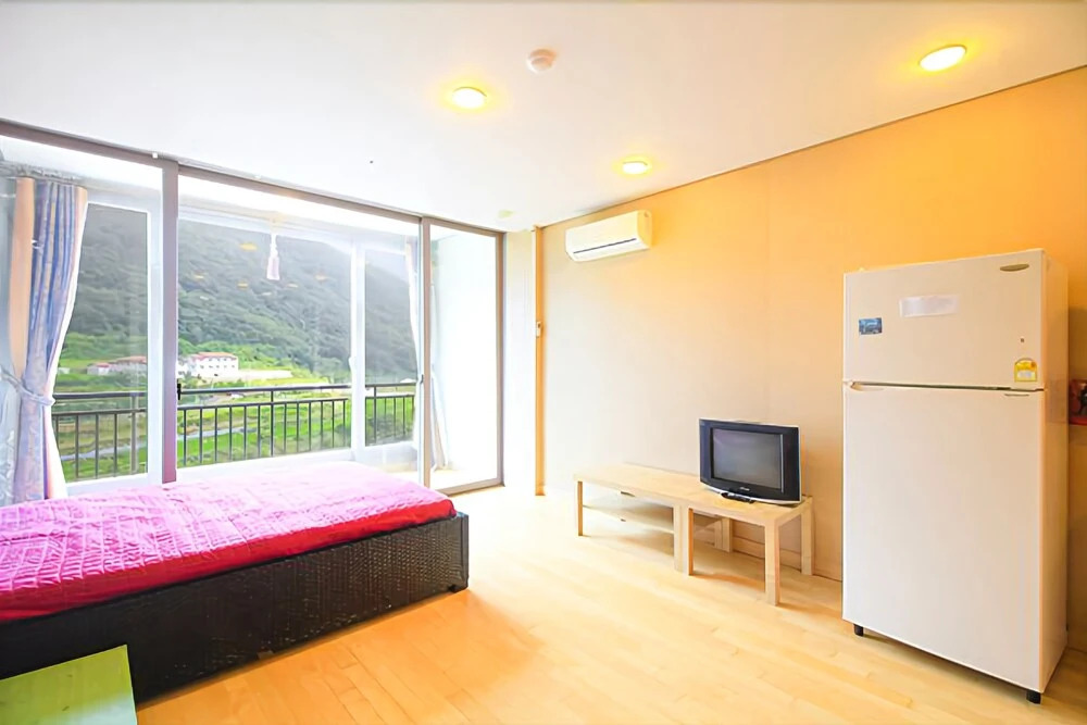 Yangsan Baegseong Eco View Pension