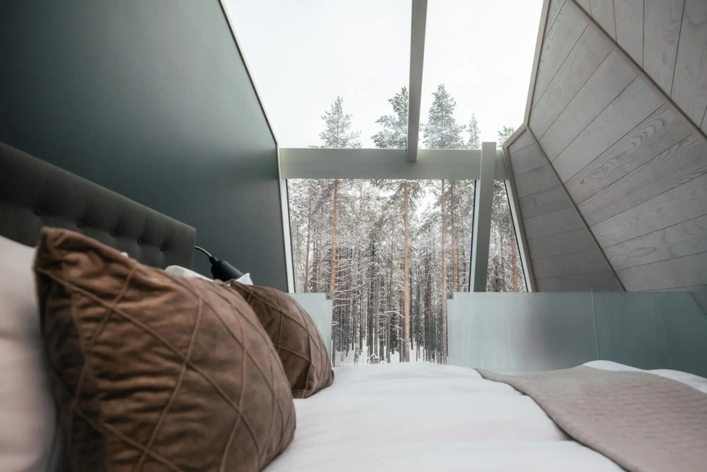 Glass Resort