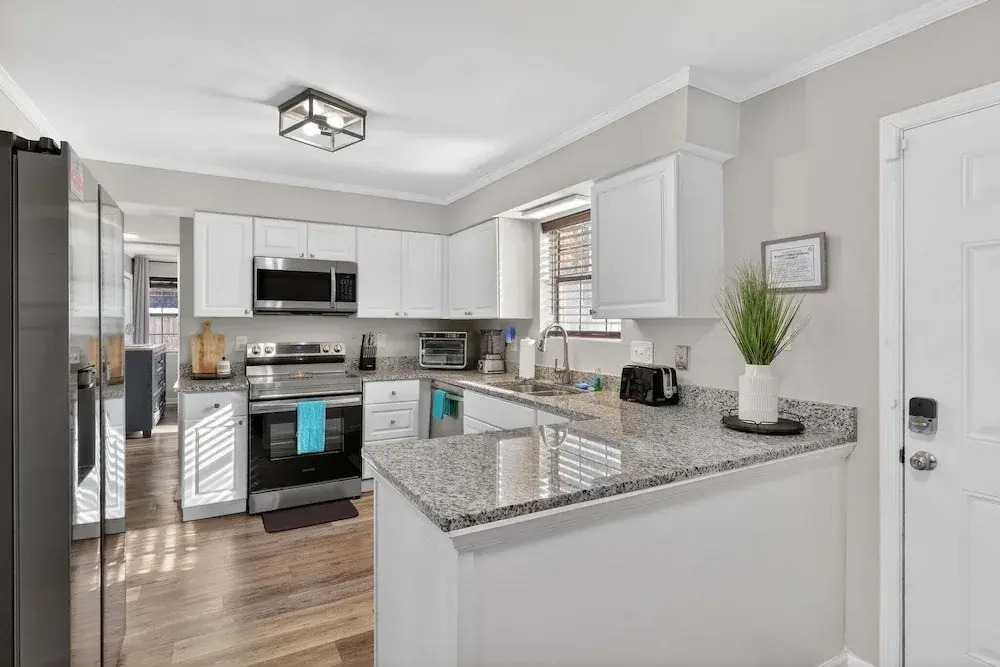 Relax In Pooler Modern 3br Huge Yard 3 Bedroom Home