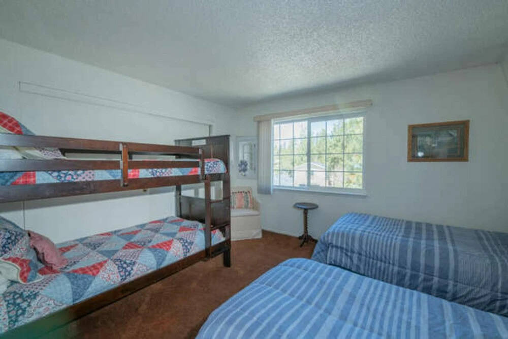 Glenview Getaway
