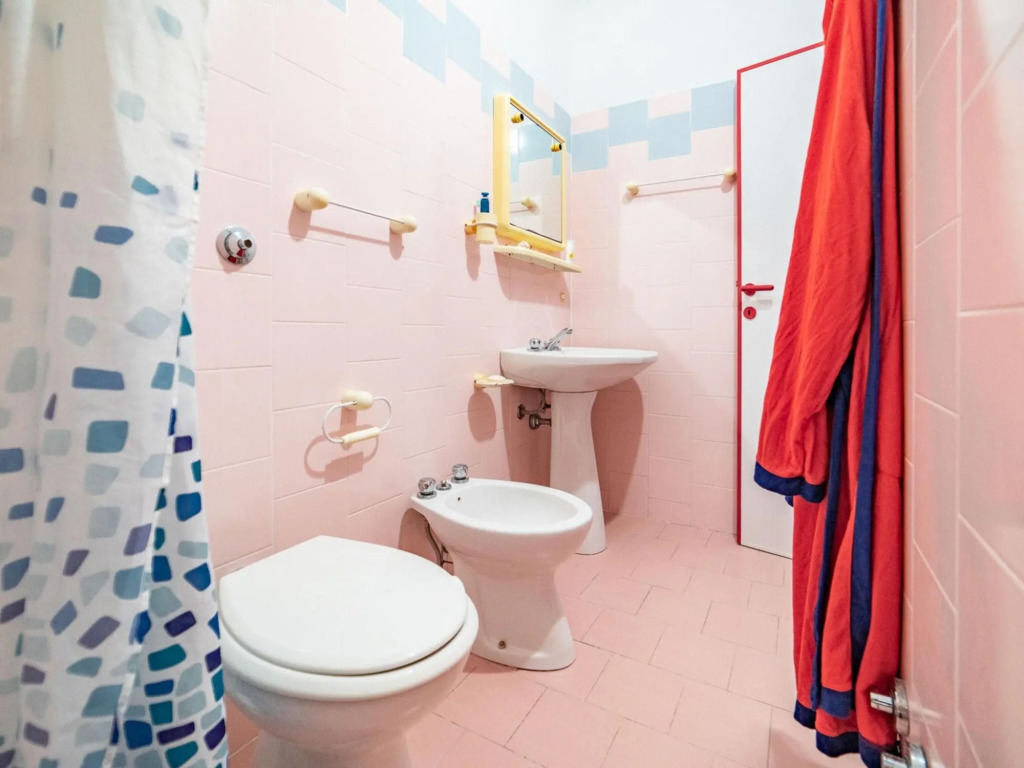 Welcoming apartment in Cupra Marittima with shared pool