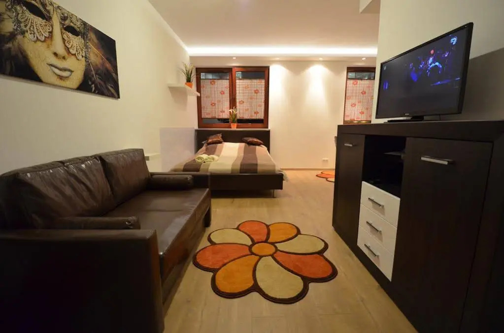 P&O Serviced Apartments FABRYCZNA