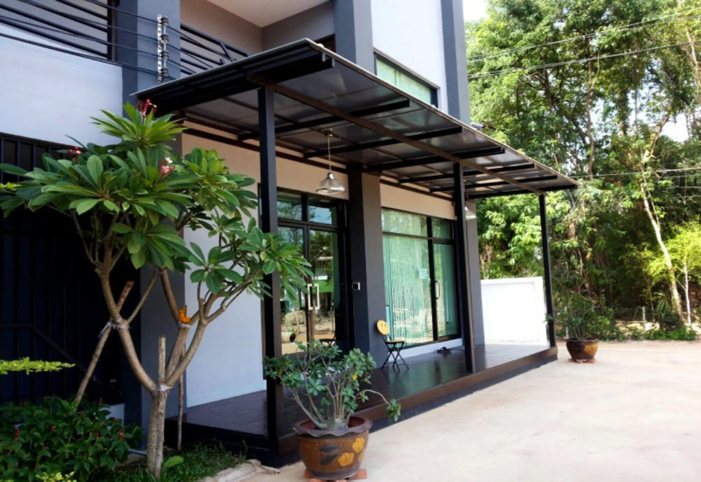 House 945