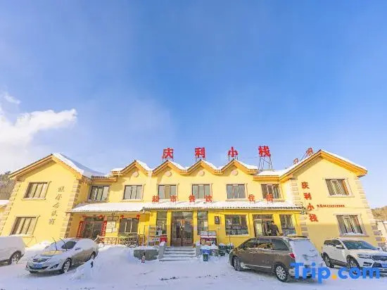 Xuexiang Erlanghe Qingli Inn