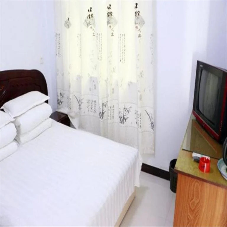 Qinhuangdao Shanhaiguan Lutong Hotel
