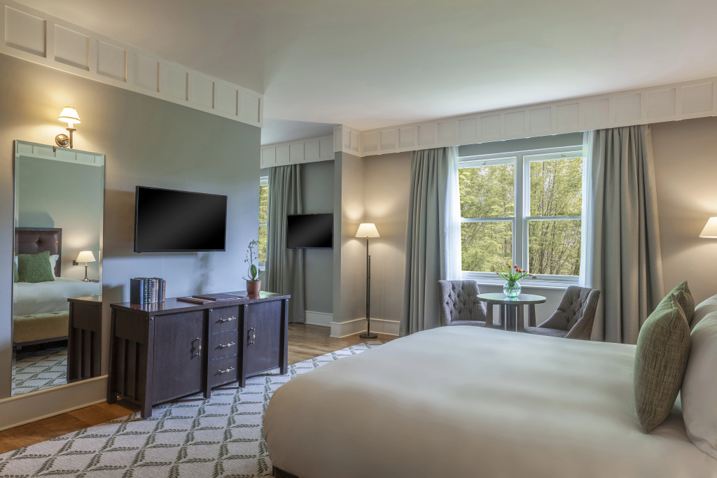 Lough Eske Castle