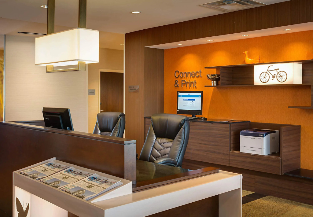 Fairfield Inn & Suites by Marriott Dallas West/I-30