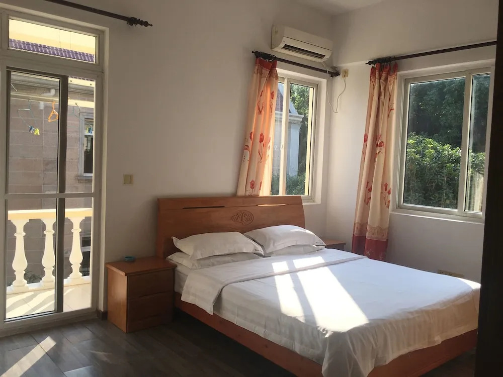 37 Garden Guesthouse Riverside Villa